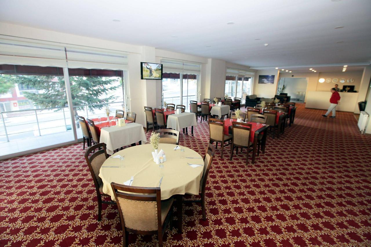 Ny World Hotel Estambul Exterior foto