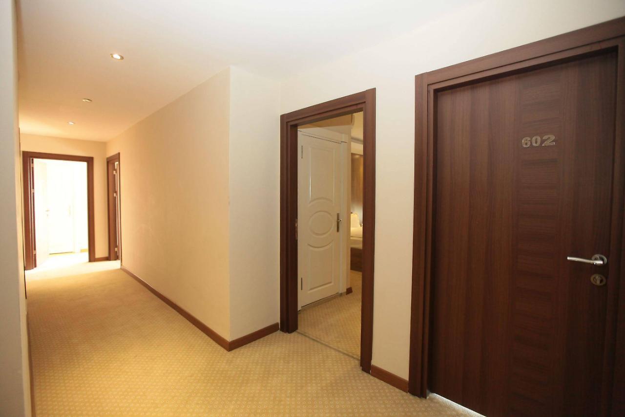 Ny World Hotel Estambul Exterior foto