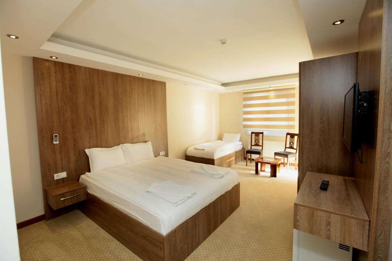 Ny World Hotel Estambul Exterior foto